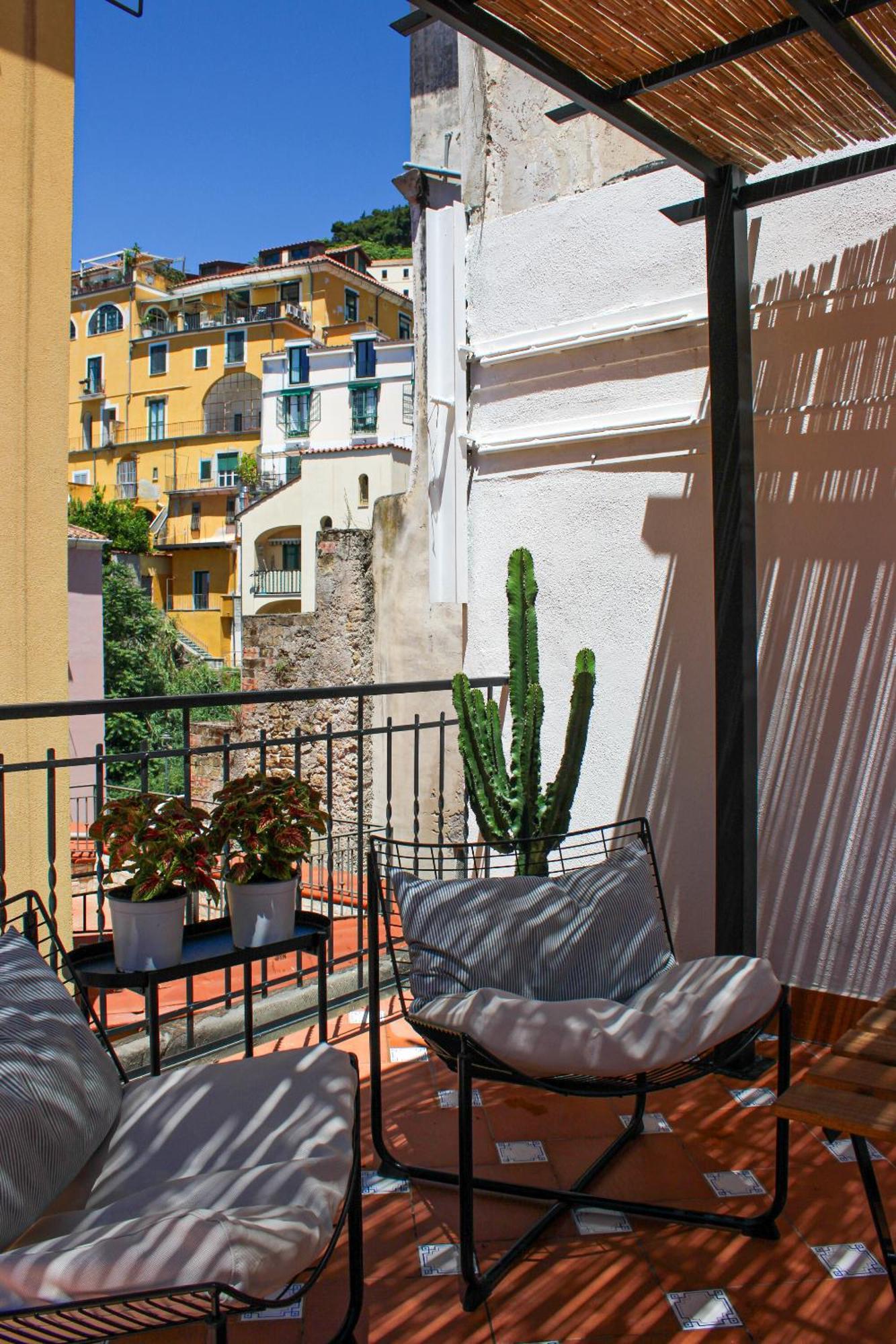 La Casa Di Temalo Salerno Exterior foto